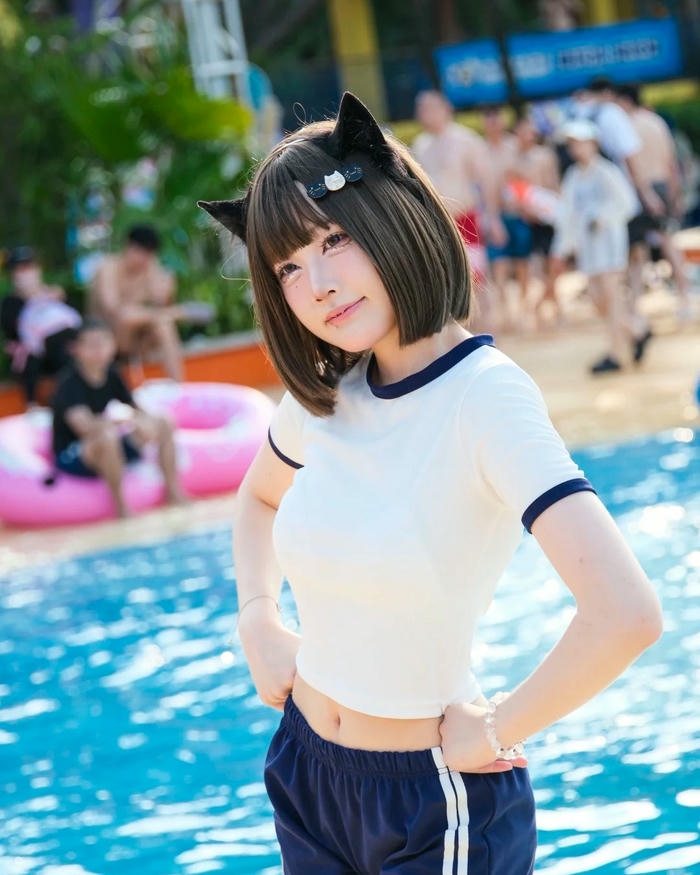 Ảnh cosplay mèo có phong thái đáng yêu nổi bật