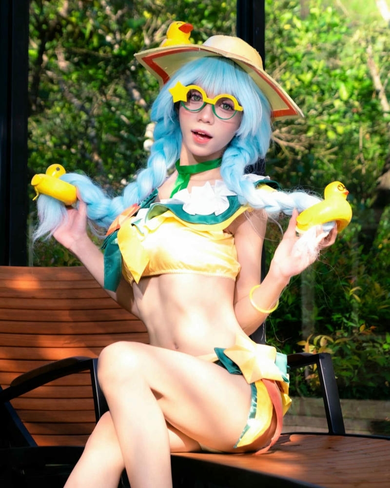 Cosplay Liên Quân nổi bật qua thần thái cuốn hút