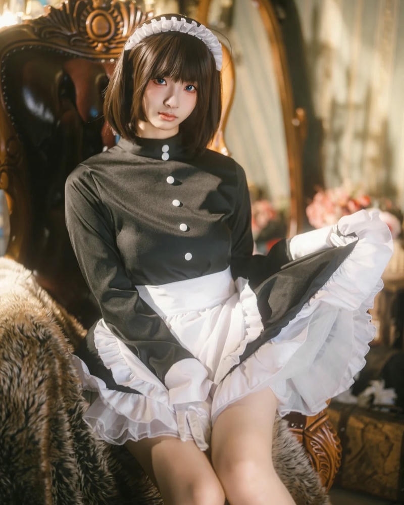 Cosplay hầu gái mang diện mạo xinh đẹp hài hòa