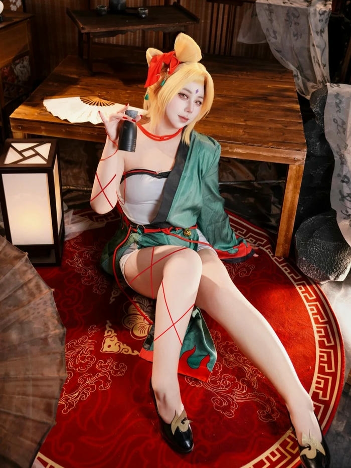 Mẫu hình Tsunade hóa thân đầy phong thái mạnh mẽ