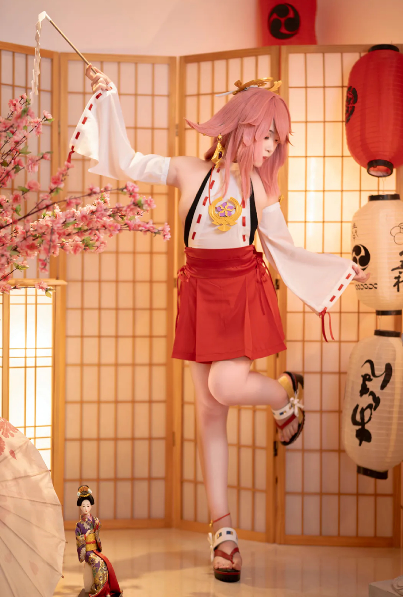 cosplay Yae Miko 14
