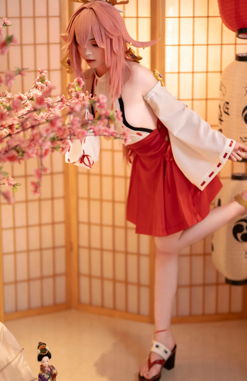 cosplay Yae Miko 16