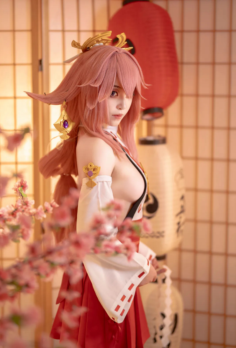 cosplay Yae Miko 17