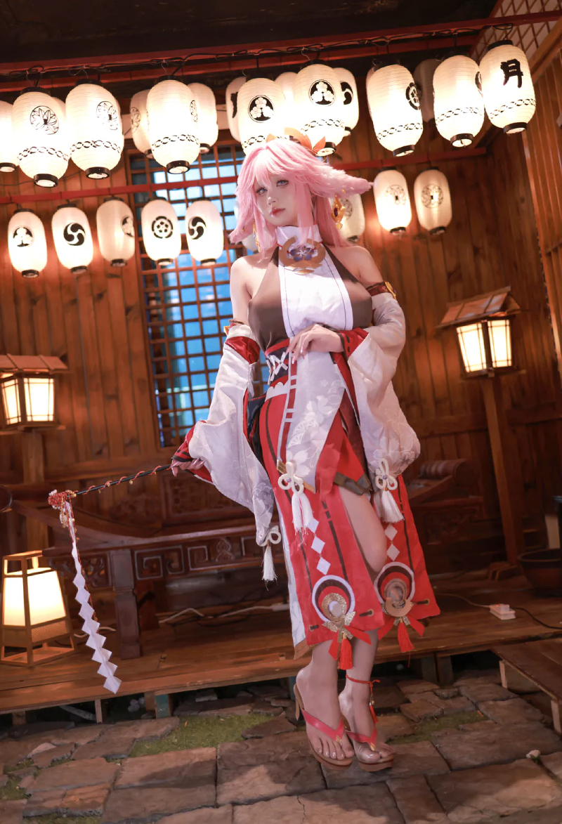 cosplay Yae Miko 3
