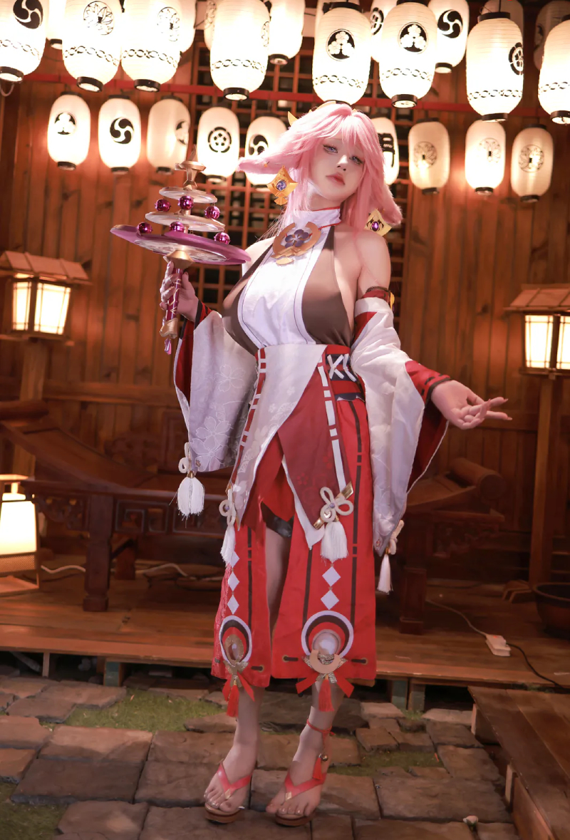 cosplay Yae Miko 5