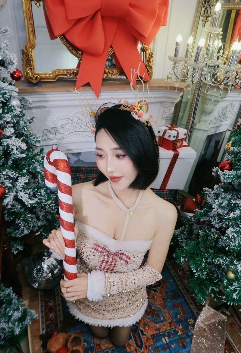 cosplay gợi cảm​ 33