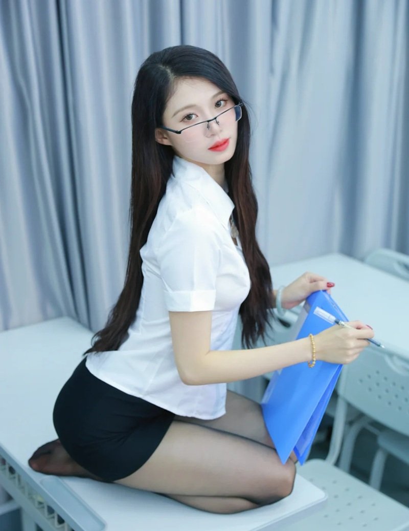 cosplay gợi cảm​ 42