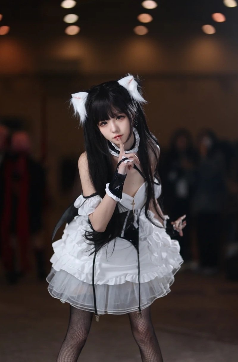 cosplay hầu gái 32