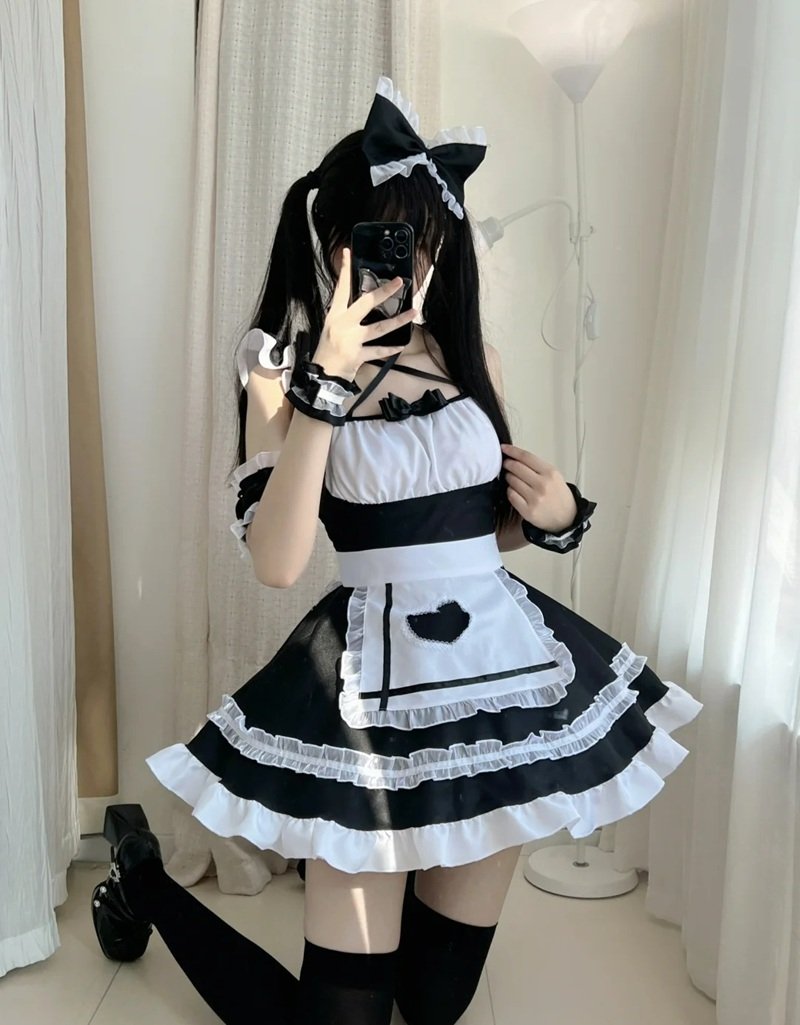 cosplay hầu gái 37