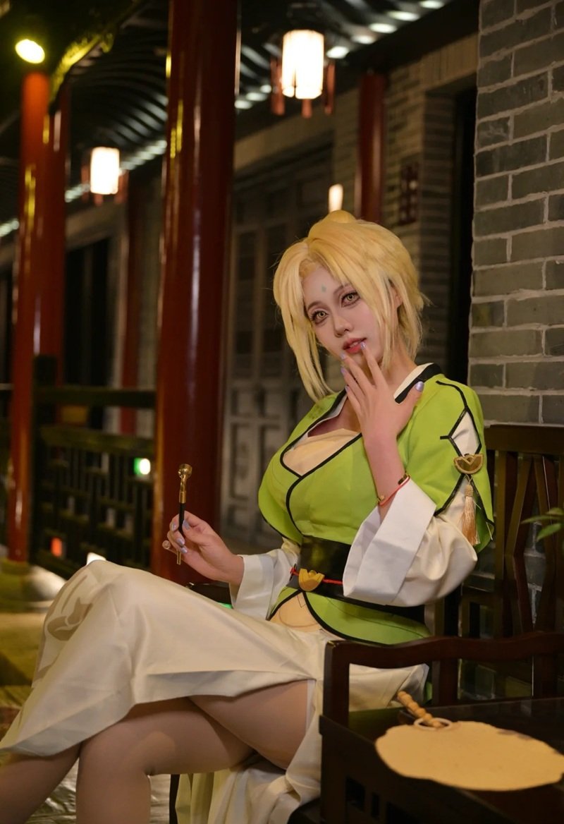 cosplay tsunade 35