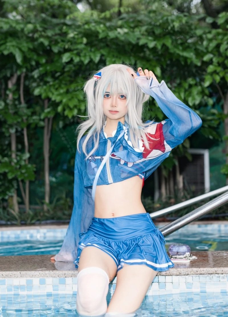 Ảnh Gái Xinh Cosplay Gawr Gura Bổ Mắt 15
