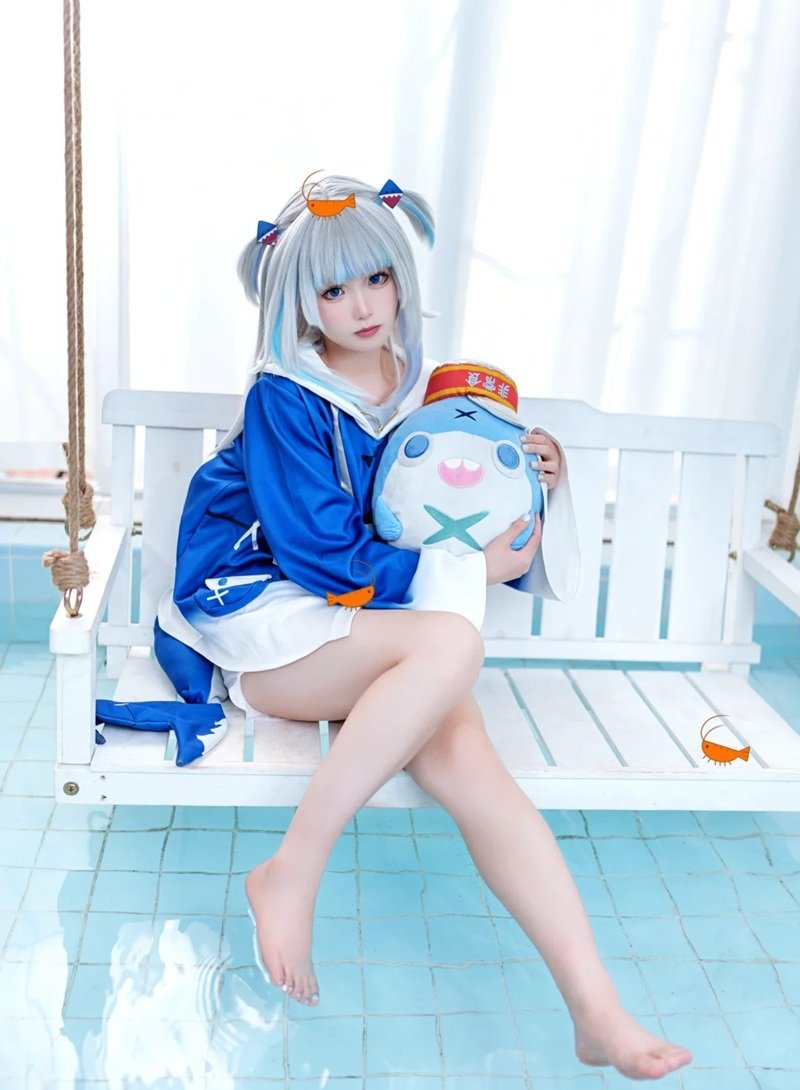 Ảnh Gái Xinh Cosplay Gawr Gura Bổ Mắt 36
