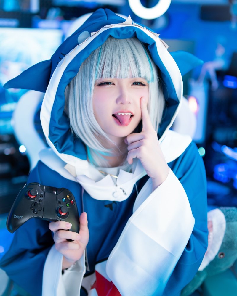 Ảnh Gái Xinh Cosplay Gawr Gura Bổ Mắt 54