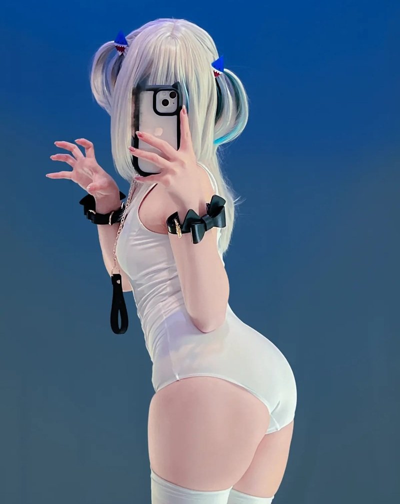 Ảnh Gái Xinh Cosplay Gawr Gura Bổ Mắt 7