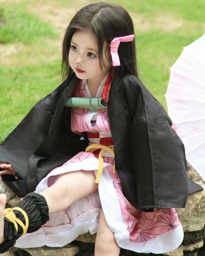 Ảnh Nezuko cosplay mang thần thái dịu dàng