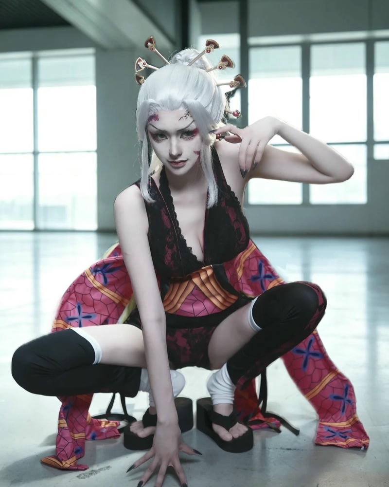 Daki cosplay mang tạo hình sắc nét độc đáo