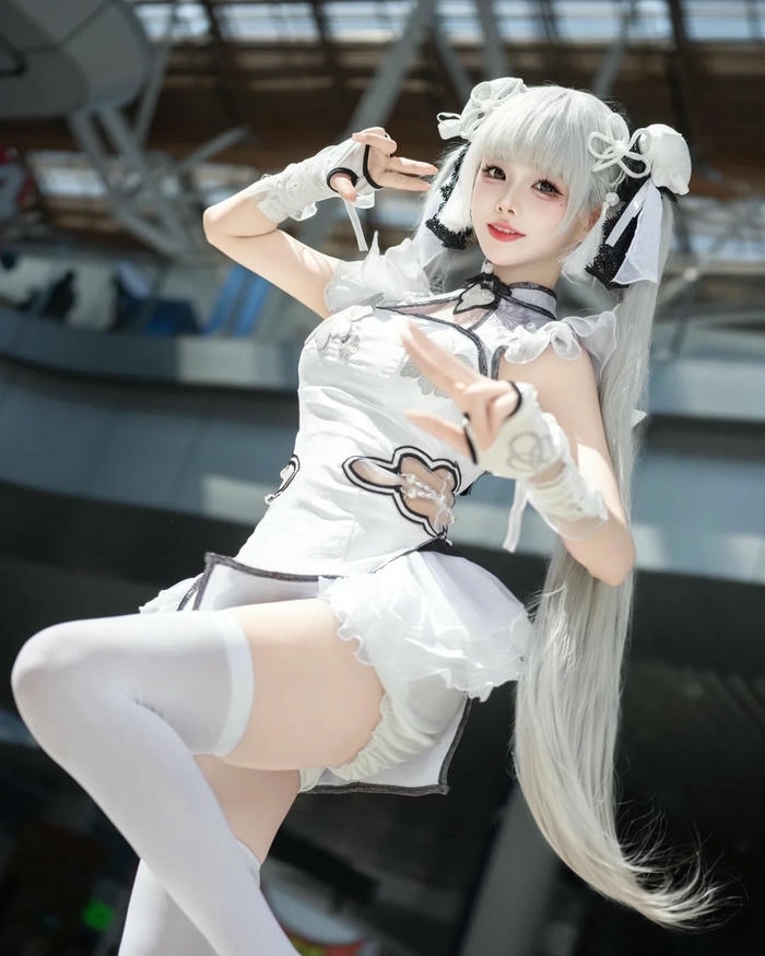 Gái Trung Quốc Cosplay có tạo hình cuốn hút