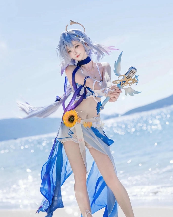 Gái Trung Quốc Cosplay với thần thái nổi bật