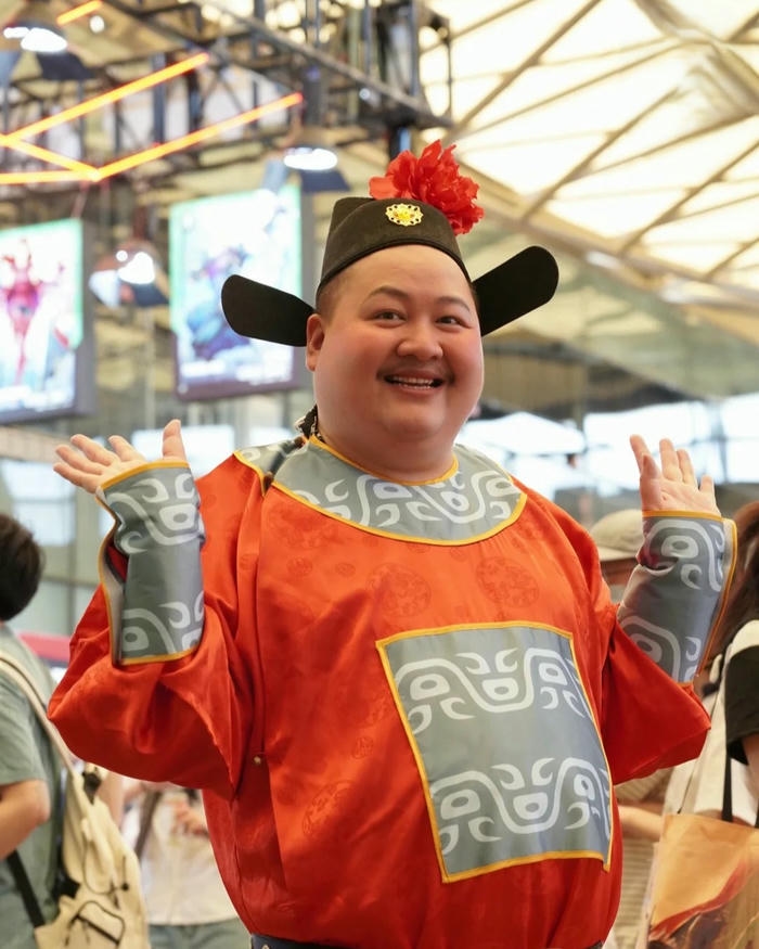 Hình gái Trung Quốc cosplay có phong thái thanh lịch