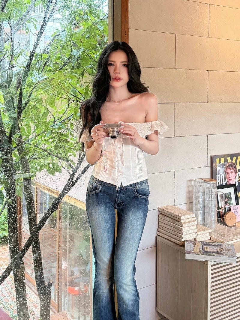 Mai Dora sexy với nét đẹp nữ tính đầy sức hút
