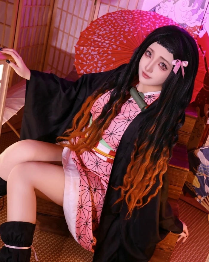 Mẫu cosplay Nezuko với phong cách nữ tính