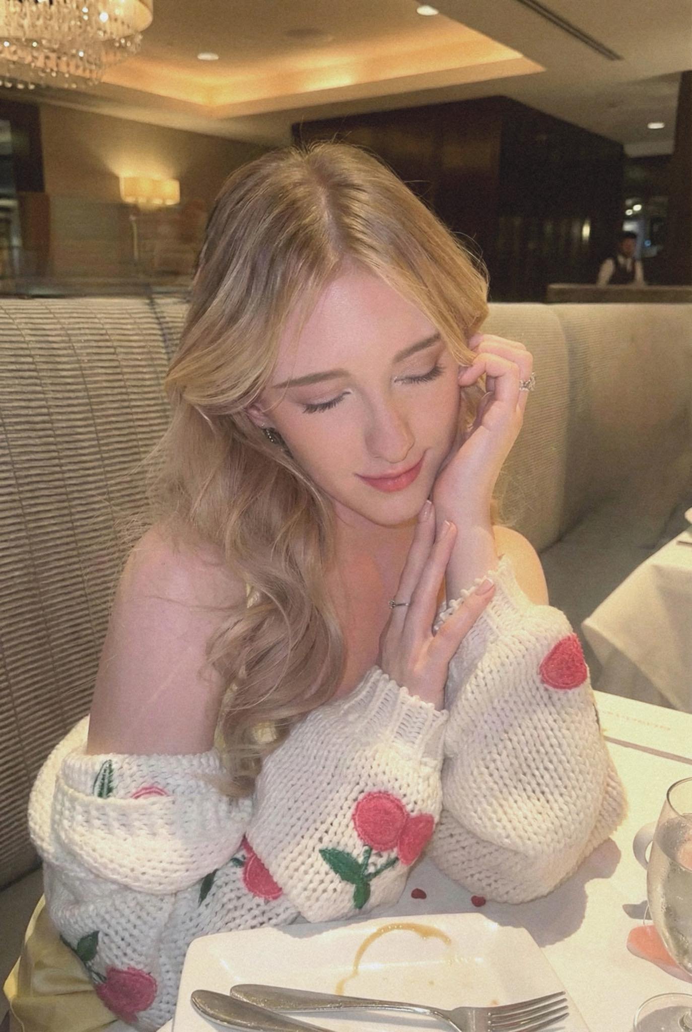 Melody Mark là ai 3