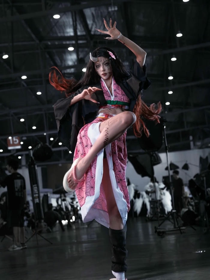 Nezuko cosplay với phong cách trẻ trung tinh tế