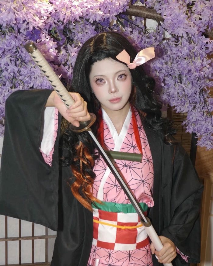 Nezuko cosplay với vẻ ngoài thanh thoát cuốn hút