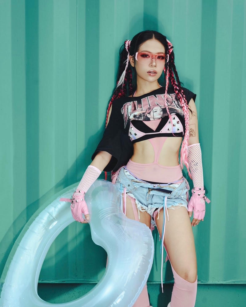 Tlinh sexy cuốn hút thật sự xinh tươi