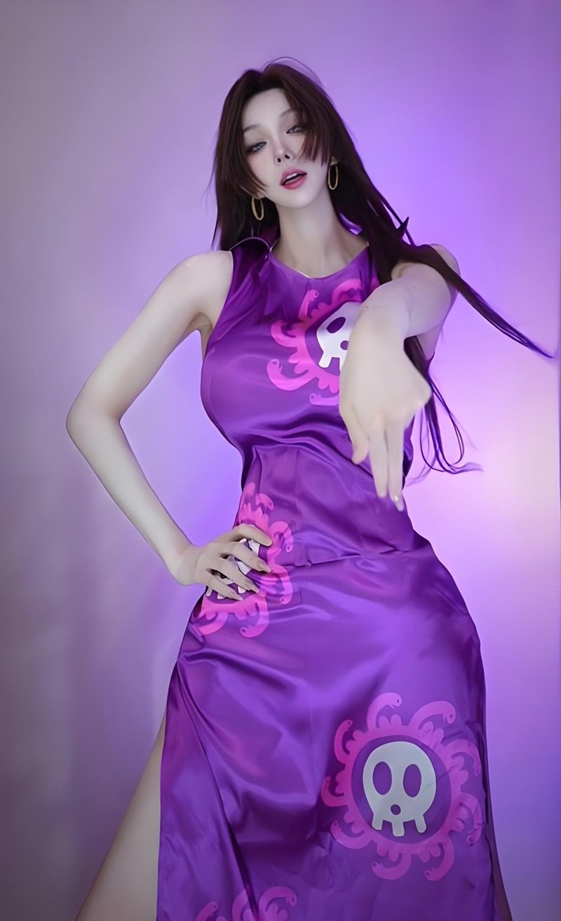 boa hancock cosplay 1