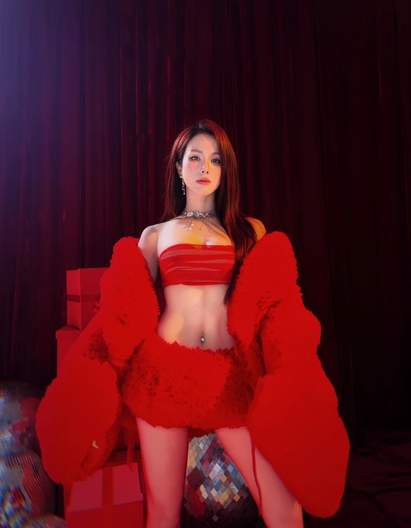 diệp lâm anh sexy 34