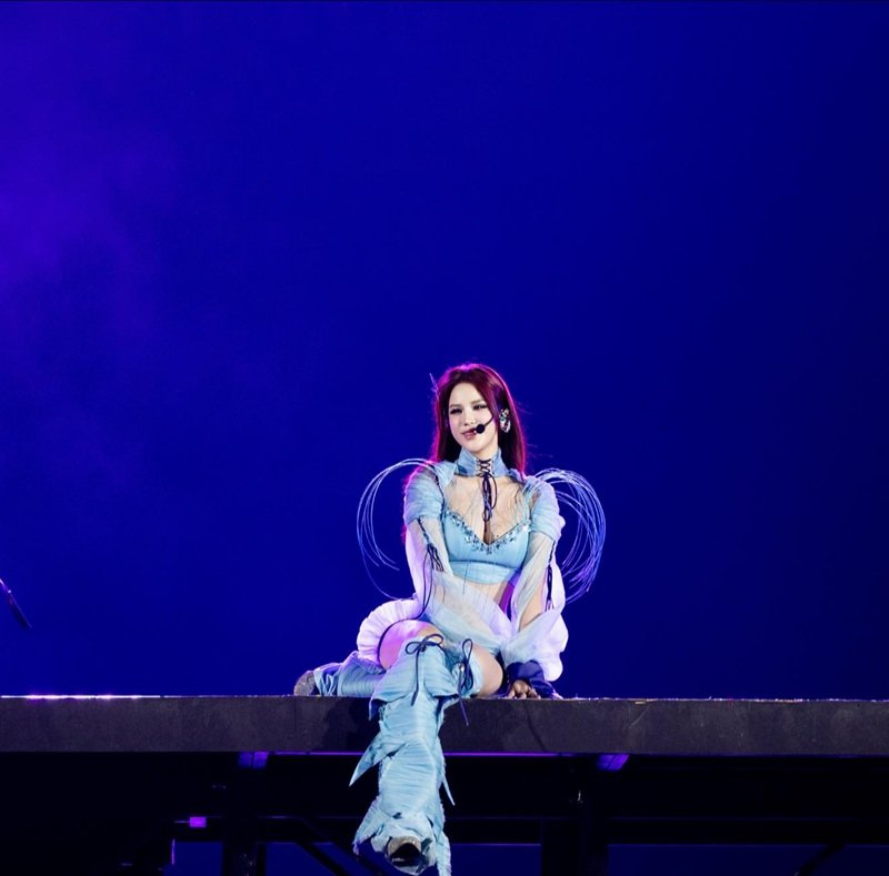 diệp lâm anh sexy 39