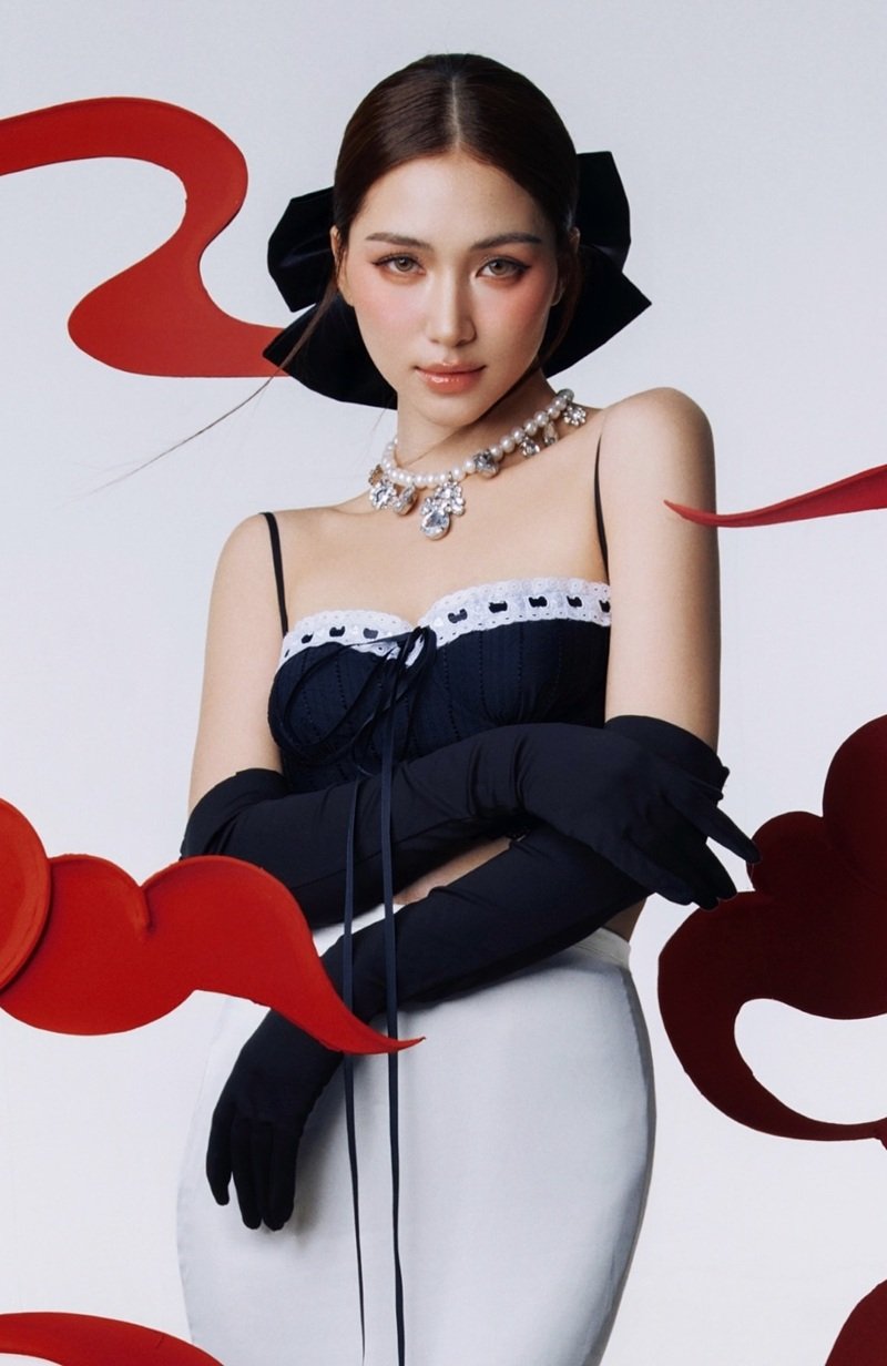 hoà minzy sexy​ 21