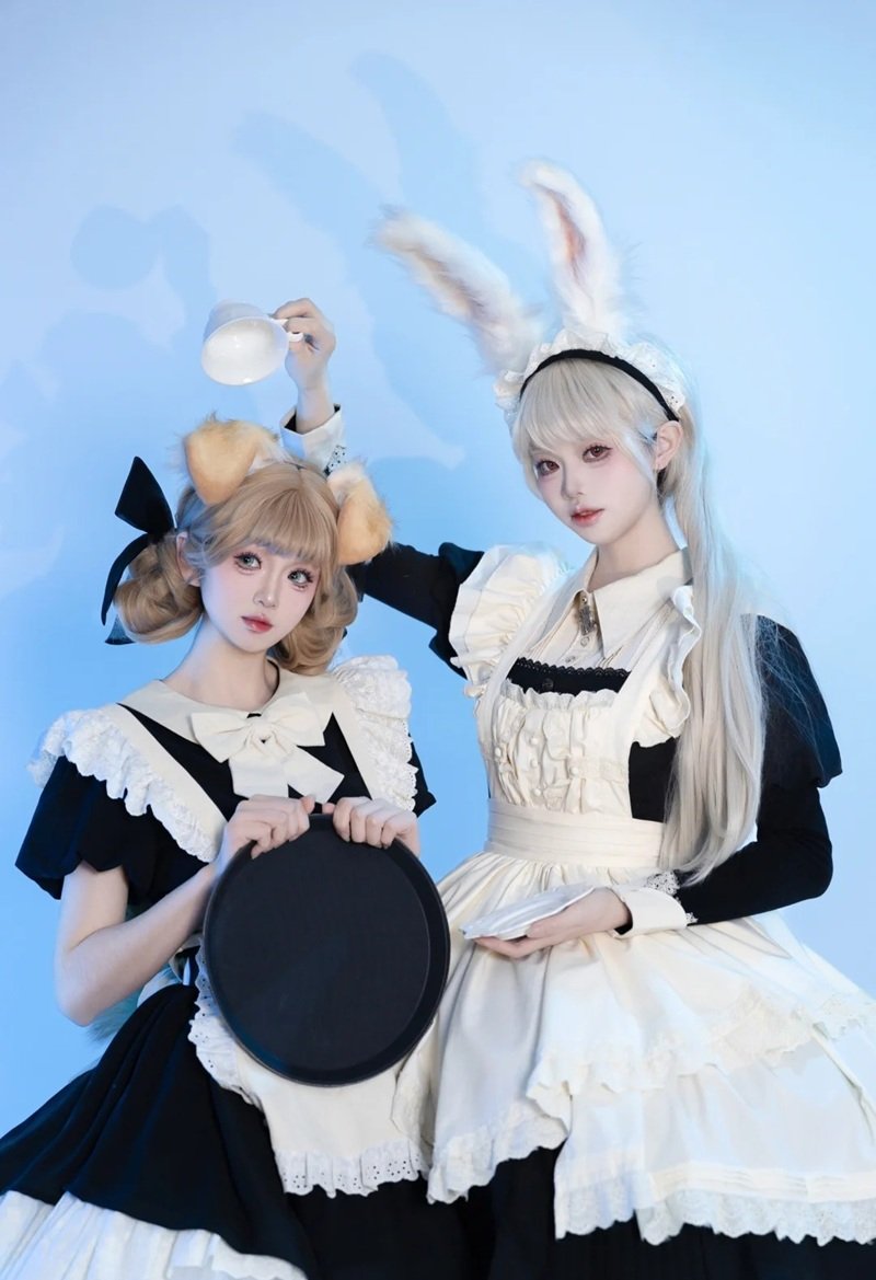 maid cosplay​ 10