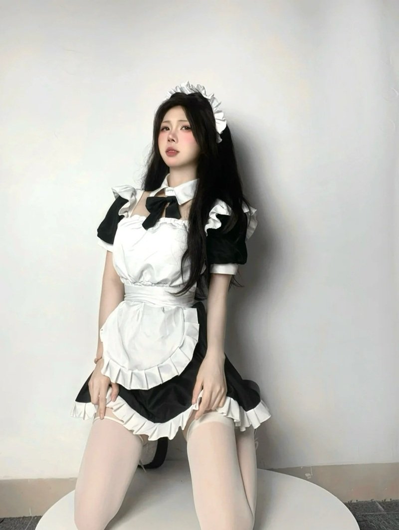 maid cosplay​ 2