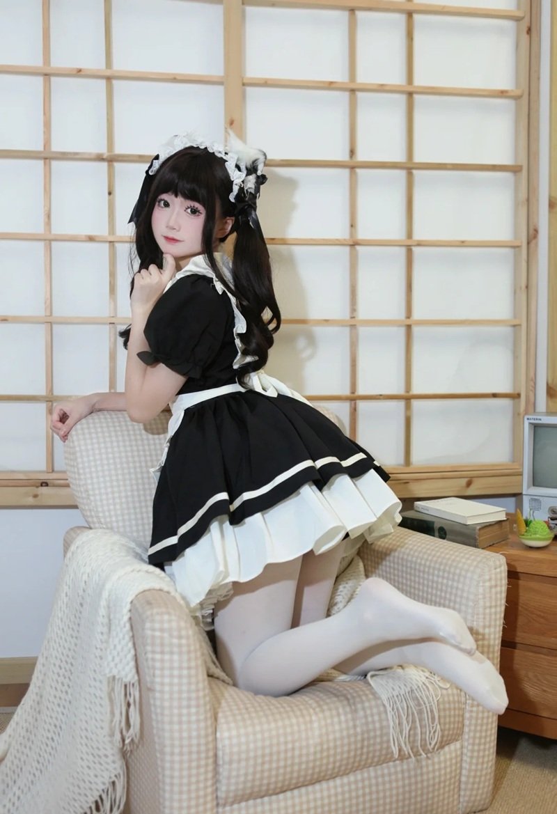 maid cosplay​ 20