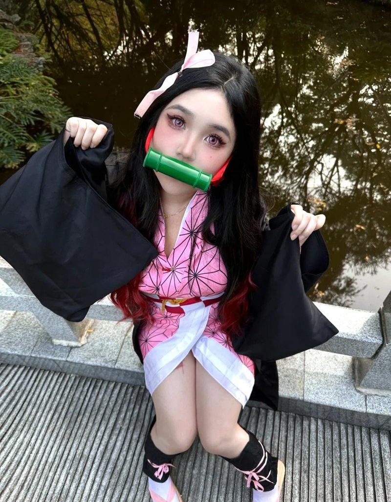 nezuko cosplay 17