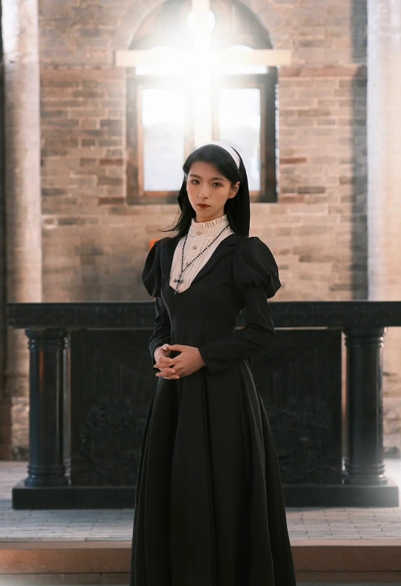 nun cosplay 14