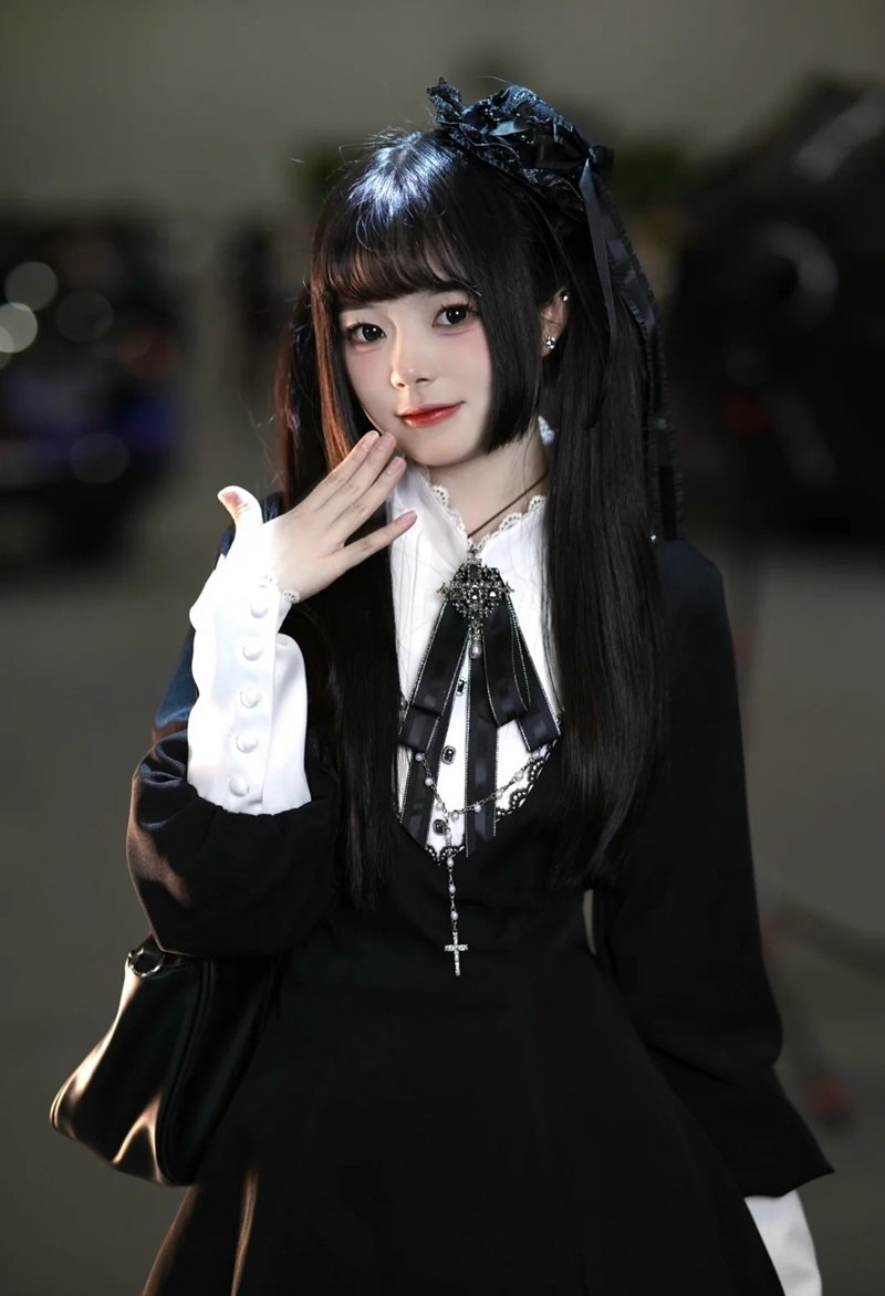 nun cosplay 15