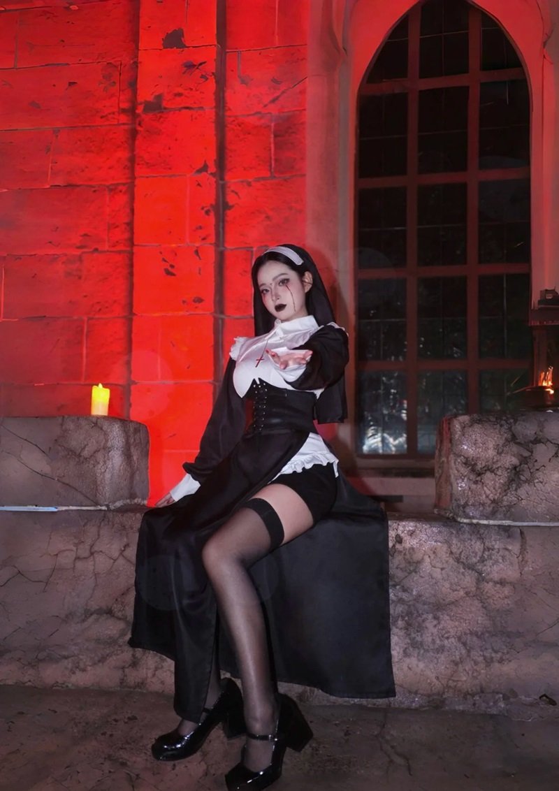 nun cosplay 8