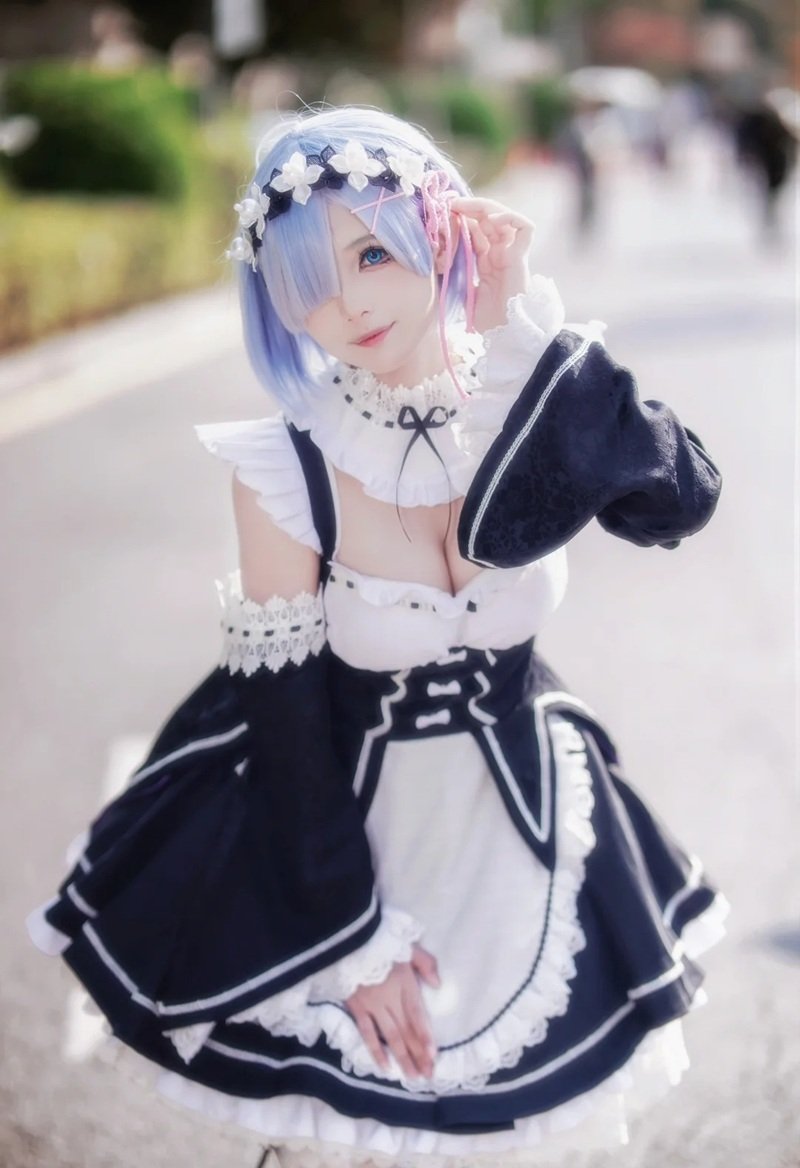 rem cosplay 5