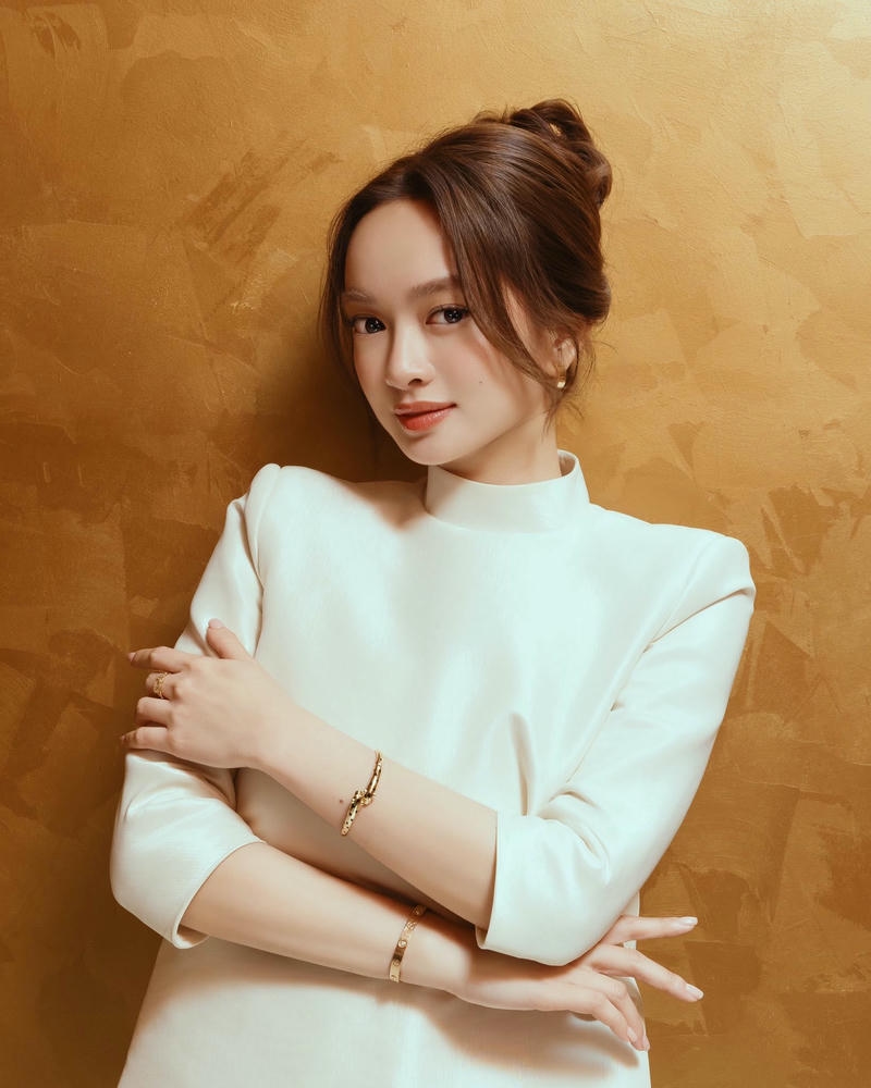Ảnh Kaity Nguyễn sexy mang vẻ đẹp nữ tính nổi bật
