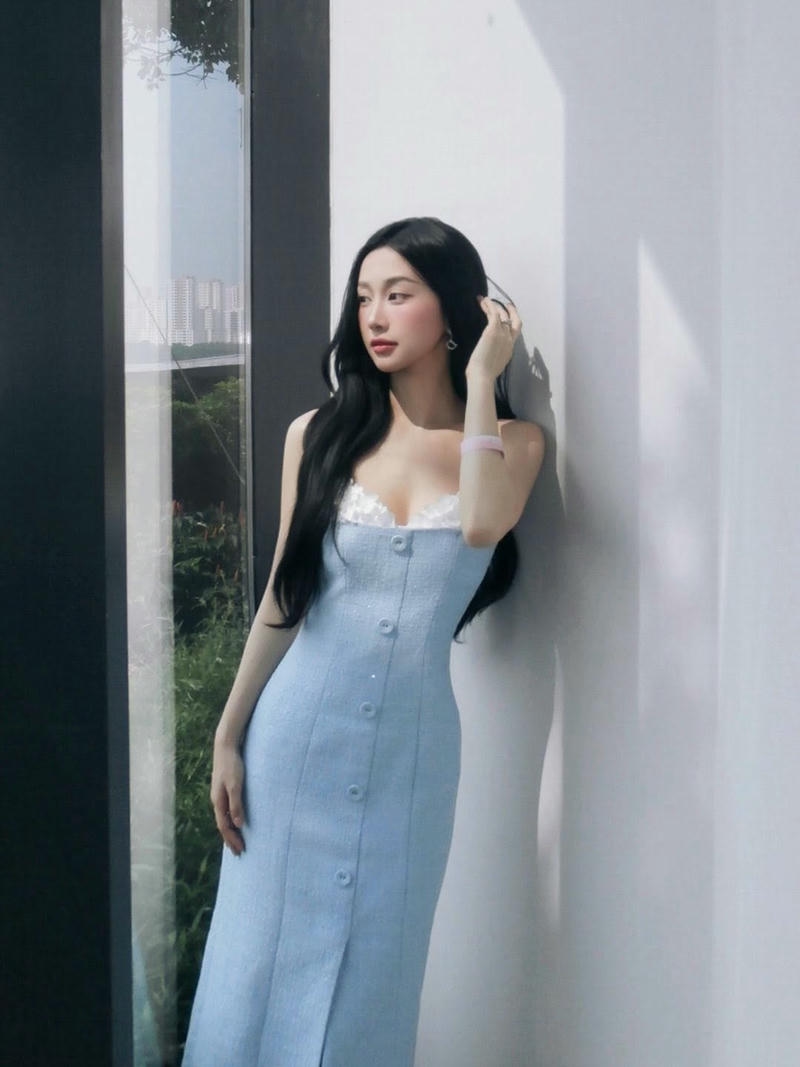 Hình Jun Vũ sexy dịu dàng