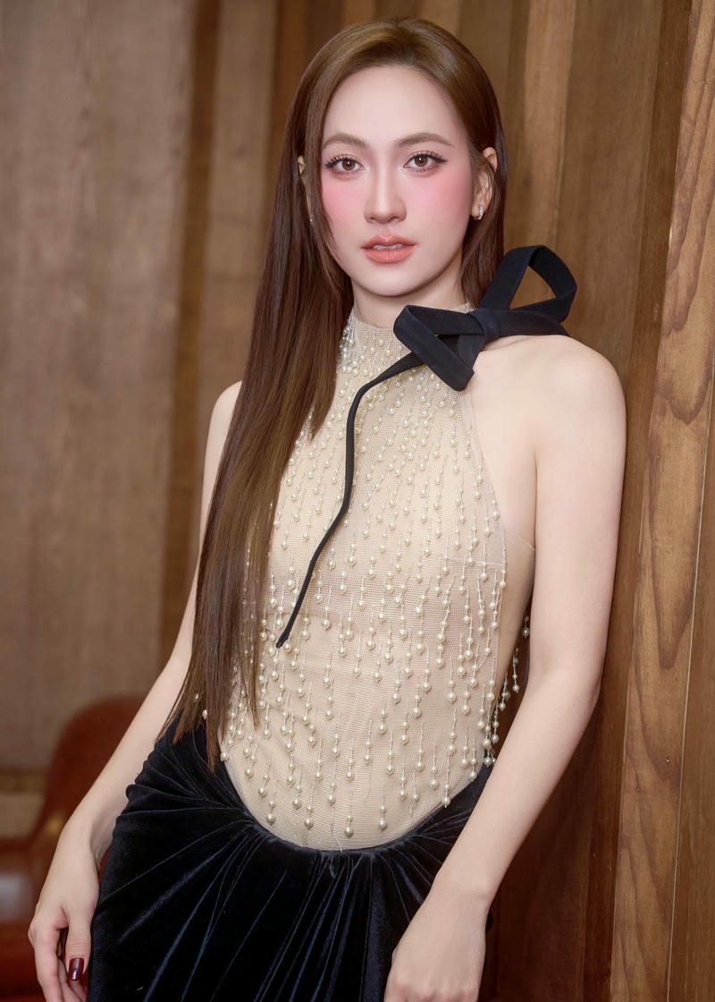 Nhan sắc nữ diễn viên Phương Anh Đào đầy sức hút