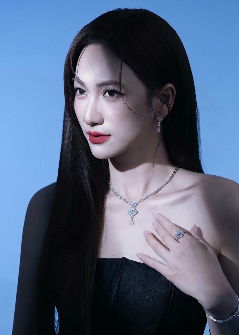 Phương Anh Đào sexy mang nét duyên dáng đầy ấn tượng