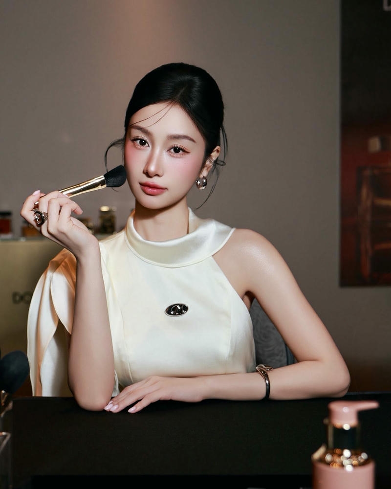 Pic Jun Vũ nóng bỏng hấp dẫn