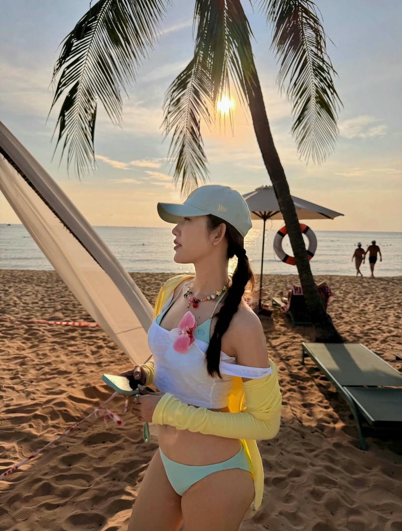 Thuý Ngân sexy sở hữu nét đẹp thanh tú