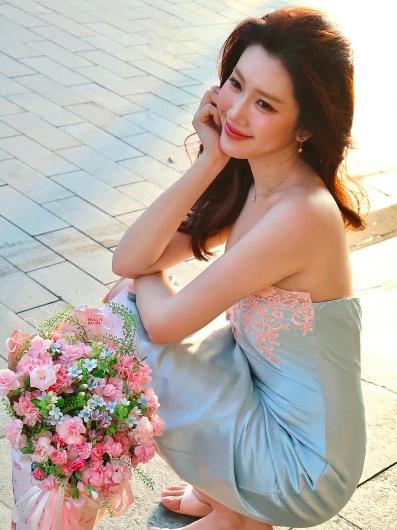 Thuý Ngân sexy thể hiện vẻ ngoài đầy sức sống