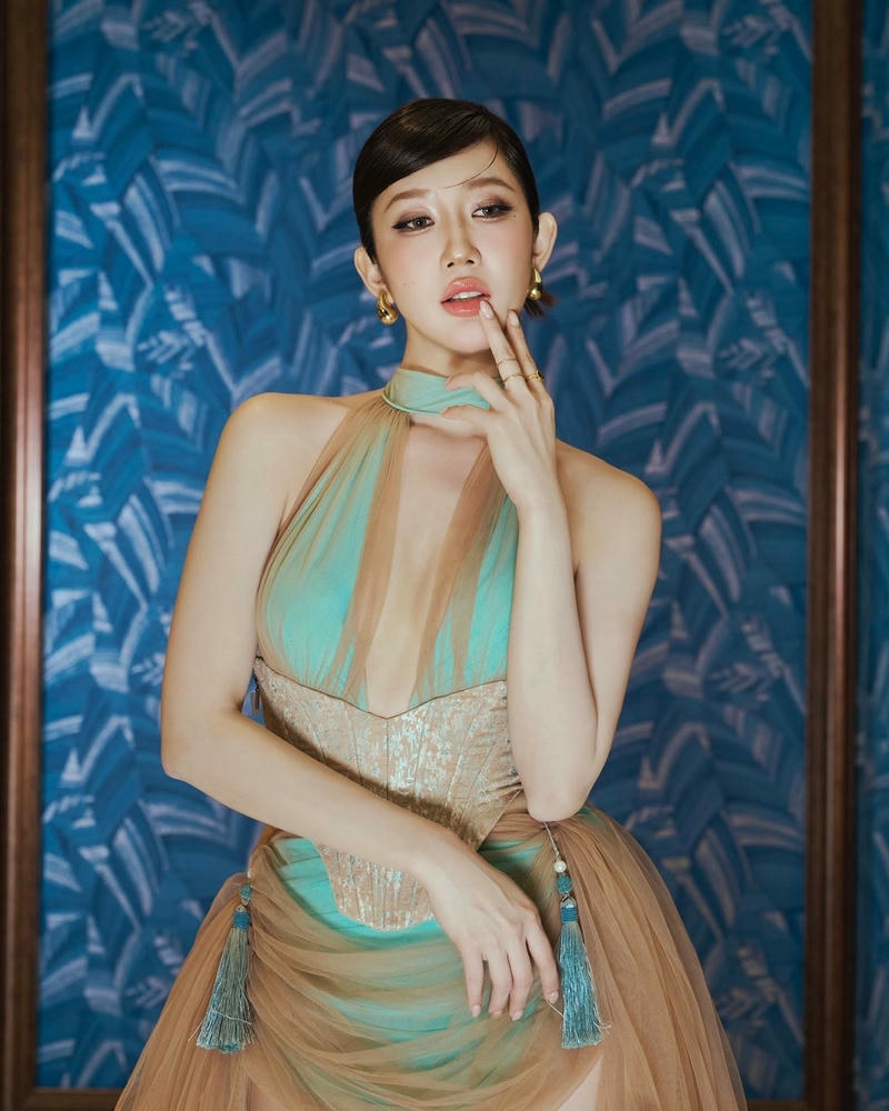 Thuý Ngân với vẻ đẹp sexy đầy cuốn hút