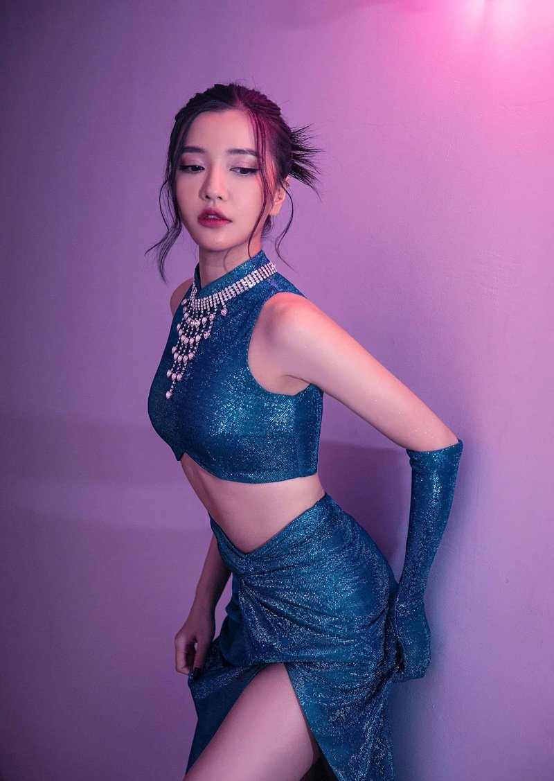 bích phương sexy 39